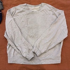 NWOT Abercrombie Crewneck